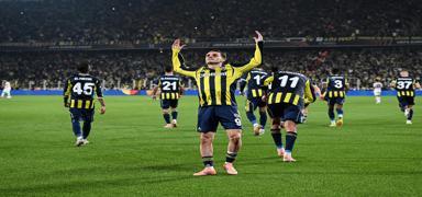 Fenerbah�e'nin Avrupa'daki gol aya�� Kerem Akt�rko�lu!