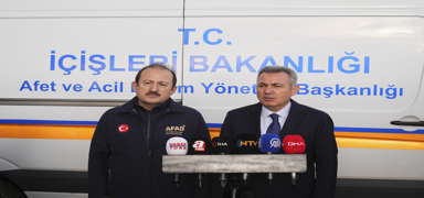 zmir Foa'daki selde kaybolan kiiyi arama almalarna ilikin aklama