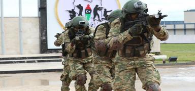 MSB g�r�nt� payla�t�! Ordular� T�rk askerine emanet