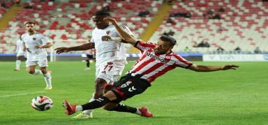Sivasspor puan uzatmalarda kurtard