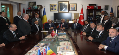 Bakan Bolat'tan i� birli�i mesaj�: 20 milyar dolarl�k hedefe emin ad�mlarla