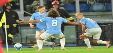 Lazio, Juventus'u tek golle y�kt�
