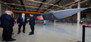 Starmer'den TUSA�'a ziyaret: KAAN hakk�nda bilgi ald�