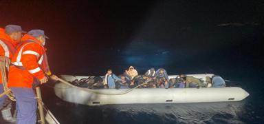 zmir aklarnda 86 dzensiz gmen yakaland