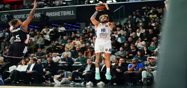 Anadolu Efes, Paris'te kazand