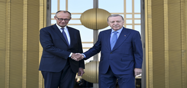 Almanya Babakan Merz Trkiye'de