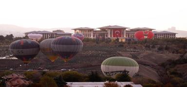 Cumhurba�kanl��� K�lliyesi'nde s�cak hava balonu etkinli�i d�zenlendi