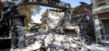 Sndrg'da enkaz kaldrma ilemleri sona erdi