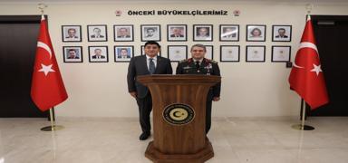 Genelkurmay Ba�kan� Bayraktaro�lu, Doha B�y�kel�isi G�ksu'yu ziyaret etti
