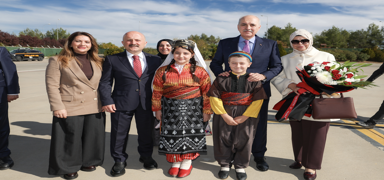 TBMM Ba�kan� Kurtulmu�, Ad�yaman'da temaslarda bulundu