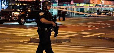 ABD'de b�y�k panik! Pe� pe�e bomba ihbarlar� geldi