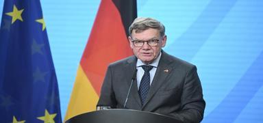 Almanya'dan geri adm ve tehdit!