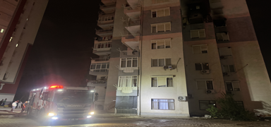 Antalya'da korkutan patlama... Apartman dairesinde yangn kt