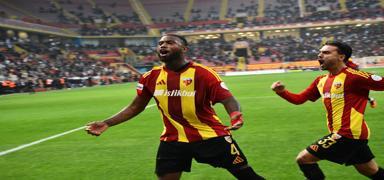 Furkan Soyalp ve Denswill siftah yapt�