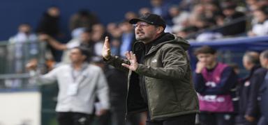 Manisa FK'da karar ��kt�! Taner Ta�k�n ile yola devam