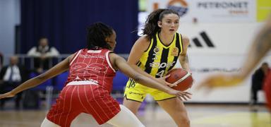 Fenerbah�e Opet farkl� kazand�!