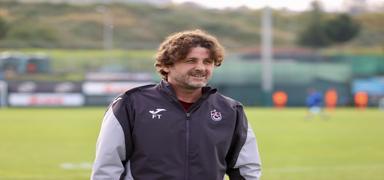 Trabzonspor rakibi Alanyaspor'a hazrlanyor