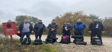 �ki ilde d�zensiz g��menler yakaland�