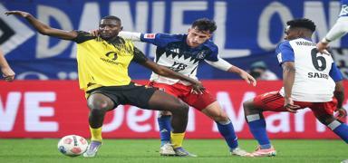 Borussia Dortmund galibiyeti son dakikada ka��rd�