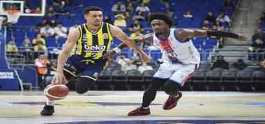 Fenerbah�e Beko evinde az farkla kazand�