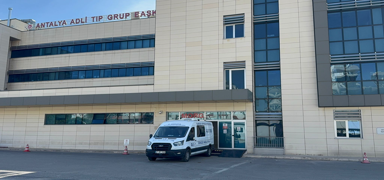 Antalya'da tartt kiinin baklad gvenlik grevlisi ld