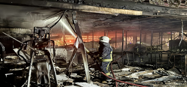 Antalya'da sahildeki kafede yangn