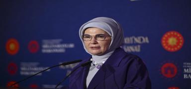 Emine Erdo�an'dan 'Ye�il vatan' payla��m�: Her fidan �ocuklar�m�z�n yar�nlar�na arma�an olsun