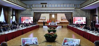 TBMM duyurdu: Milli Dayan��ma, Karde�ilk ve Demokrasi Komisyonu toplant�s� ertelendi