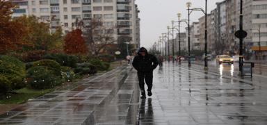 Bakanl�ktan sar� kodlu uyar�: Kuvvetli sa�anak geliyor