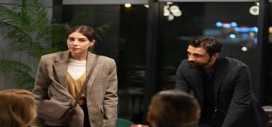 Eleni ger�eklerle y�zle�iyor! Esme DNA testi i�in harekete ge�iyor