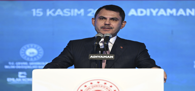 Bakan Kurum'dan asr�n in�as� mesaj�