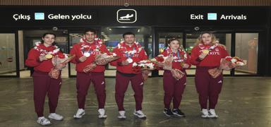 Muaythai Milli Takm, slami Dayanma Oyunlar'ndan 5 madalyayla dnd