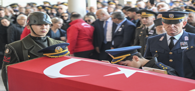 Pilot Yarbay Korkmaz'a son veda