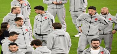 A Milli Tak�m, La Cartuja Stad�'nda y�r�y�� yapt�