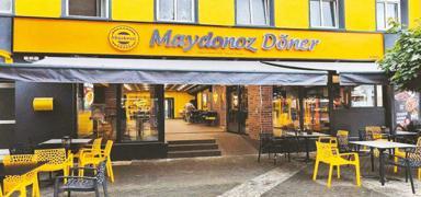 Maydonoz D�ner'e FET� soru�turmas�nda san�klar hakim kar��s�nda