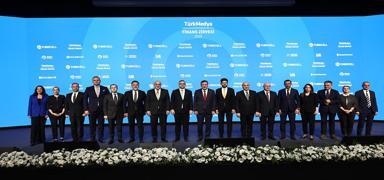 Finans�n nabz� �stanbul'da att�: T�rkMedya Finans Zirvesi, sekt�r� bulu�turdu
