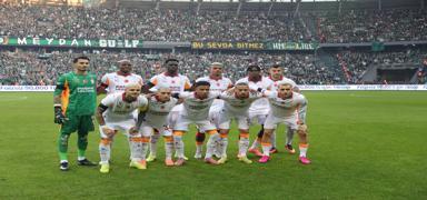 Galatasaray'�n Gen�lerbirli�i 11'i netle�iyor