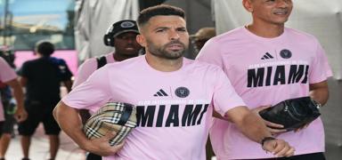 Jordi Alba: Lamine Yamal'�, Lionel Messi ile kar��la�t�rmak anlams�z