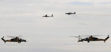 Petrol zengini �lke kollar� s�vad�