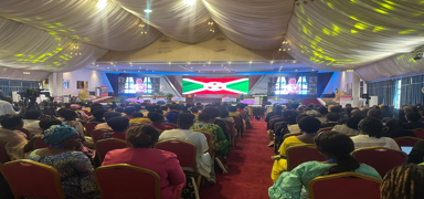 Emine Erdo�an'dan d�nya liderlerine mesaj: E�itim i�in �nce �at��malar� ve e�itsizli�i bitirin