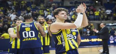 Fenerbah�e Beko, Partizan deplasman�nda
