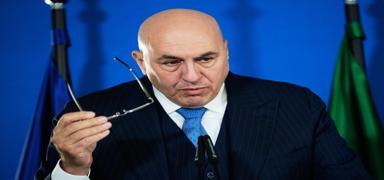 �talya'dan Trump'�n bar�� plan�na tepki