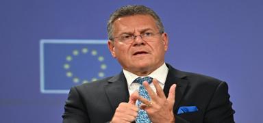 AB'den ABD'ye mesaj: Tarifeler d��s�n, i�birli�i arts�n