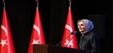 Bakan G�kta� uyard�! Do�urganl�k alarm veriyor