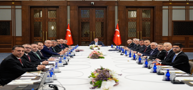 Ekonomi Koordinasyon Kurulu'ndan net mesaj: D�n���m ve s�rd�r�lebilir b�y�me devam edecek