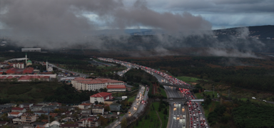 �stanbul'da pazartesi trafi�i: Yo�unluk y�zde 90'a ula�t�