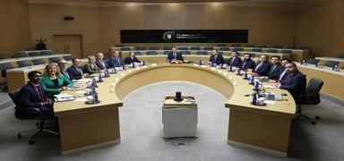 6 milyar dolarl�k dev anla�ma