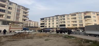 I�d�r'da panik anlar�: Sokak ortas�nda silahlar patlad�