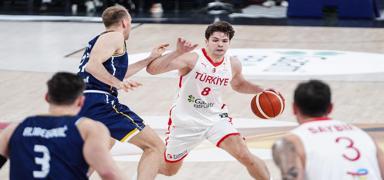 12 Dev Adam'dan m�thi� ba�lang��!