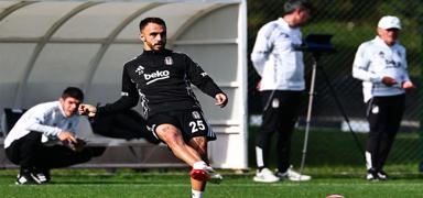 Be�ikta�, Fatih Karag�mr�k ma��n�n takti�ini �al��t�